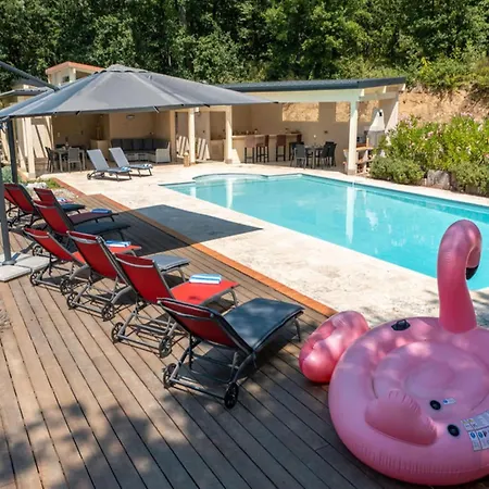 Elite 7-bedroom Near *