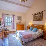 Elite 7-bedroom Near 別荘