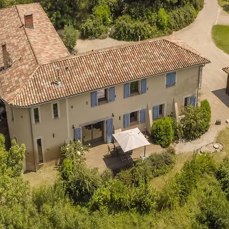 Prázdninový dům Elite 7-bedroom Near *