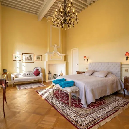 Prázdninový dům Elite 7-bedroom Near